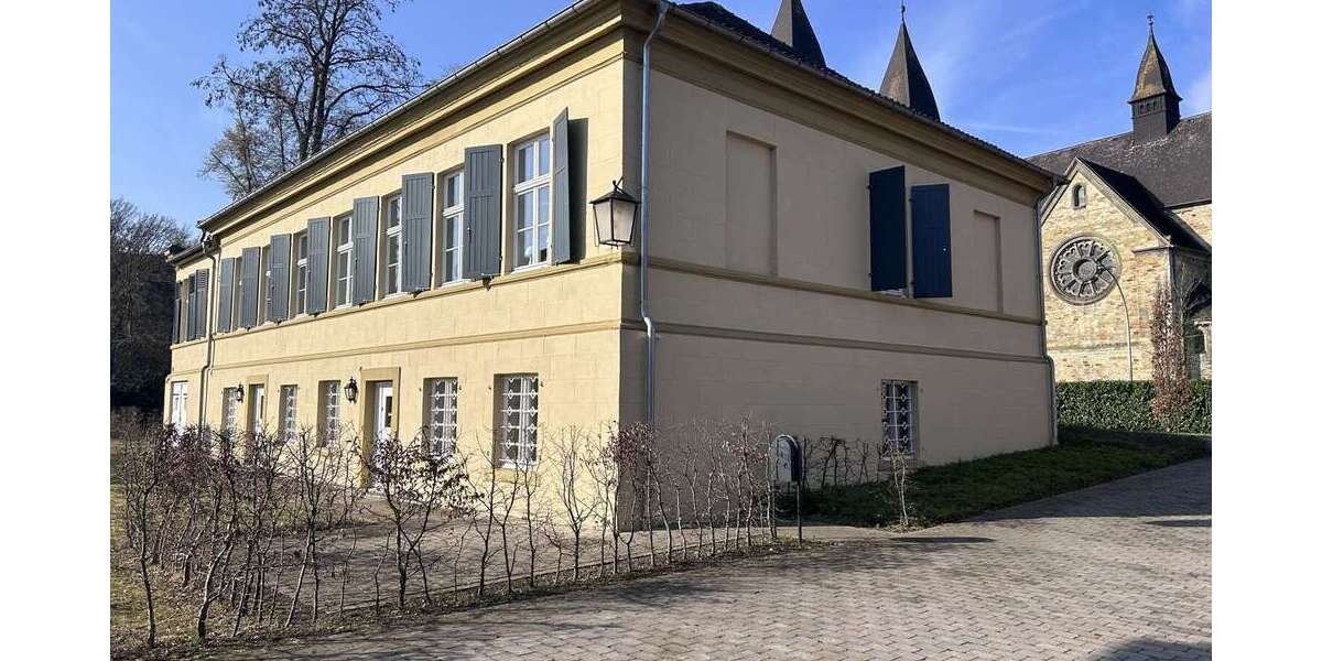 Etagenwohnung Rheda-Wiedenbrück Wiedenbrück - 3 Zimmer, 129 m&sup2;, 1.484&euro; | Angebot:25877485