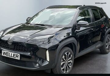 Toyota Yaris Cross 8.209 km 24.890 &euro; Gütersloh 33330