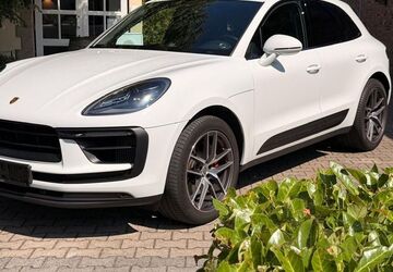 Porsche Macan 48.000 km 57.800 &euro; Gütersloh 33335