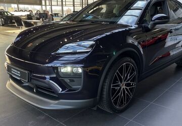 Porsche Macan 10.690 km 89.900 &euro; Bielefeld 33719